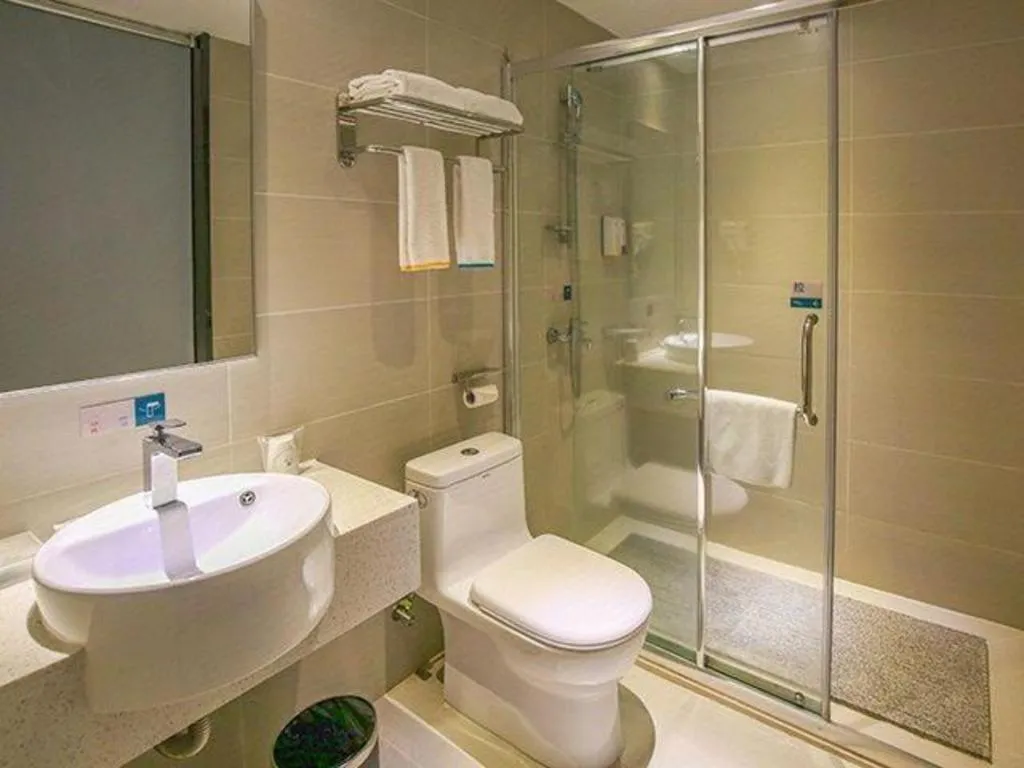 City Comfort Inn Yangjiang Yangxi Renmin Road Triumph Plaza