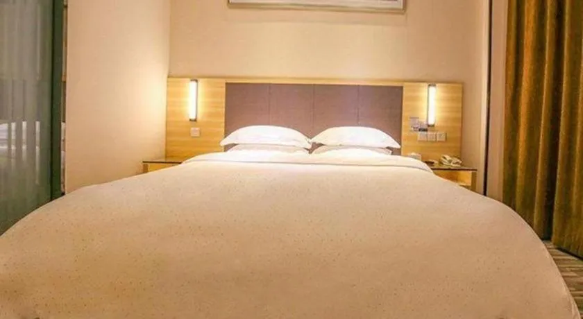 Bed in City Comfort Inn Yangjiang Yangxi Renmin Road Triumph Plaza