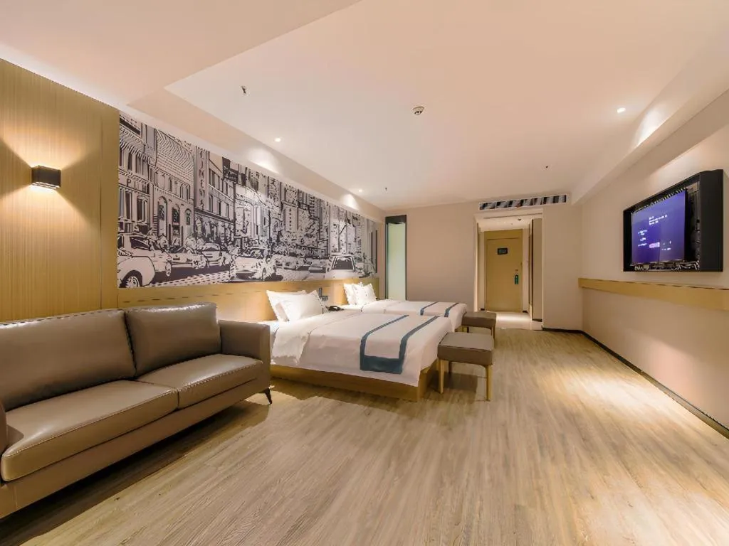 Bed in City Comfort Inn Shiyan High-speed Railway Wanda Plaza