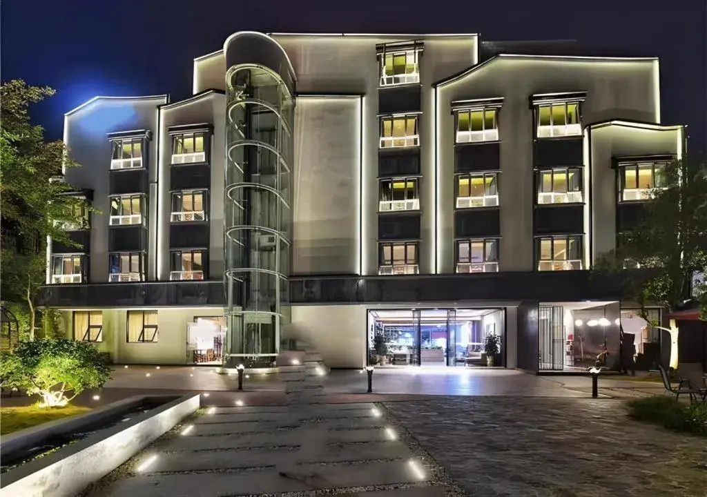 Immersing Hotels & Resort Yunzhu Meiyuan Wuyishan Impression Dahongpao Immersing Hotels & Resort Yunzhu Meiyuan Wuyishan Impression Dahongpao