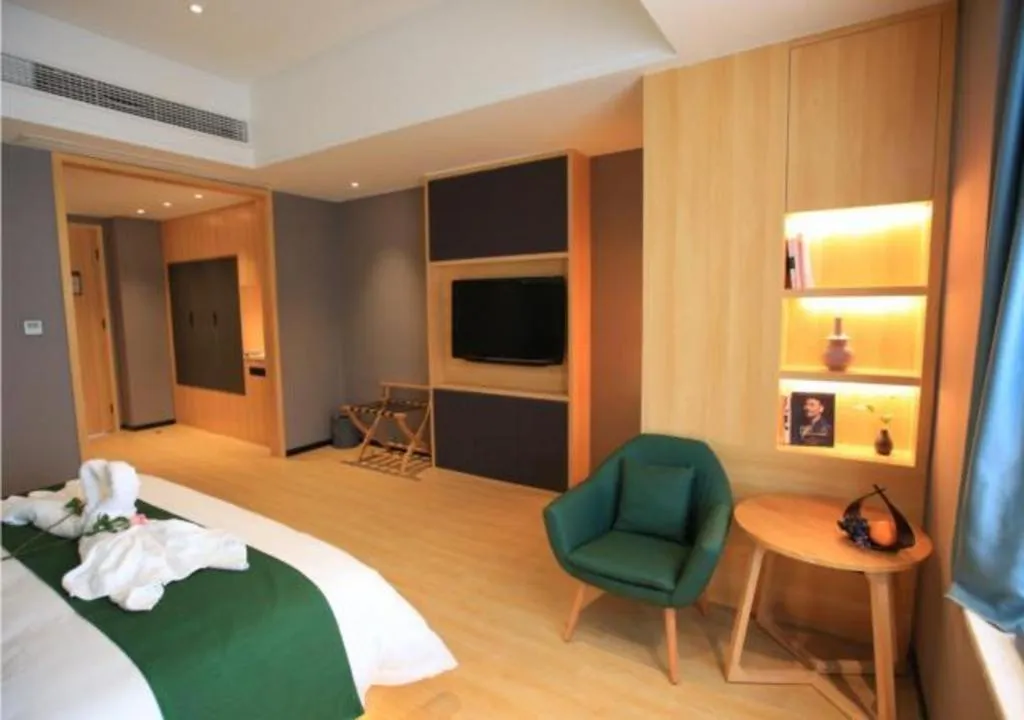 Bed in Immersing Hotels & Resort Yunzhu Meiyuan Wuyishan Impression Dahongpao