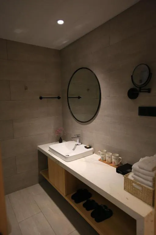 Immersing Hotels & Resort Yunzhu Meiyuan Wuyishan Impression Dahongpao