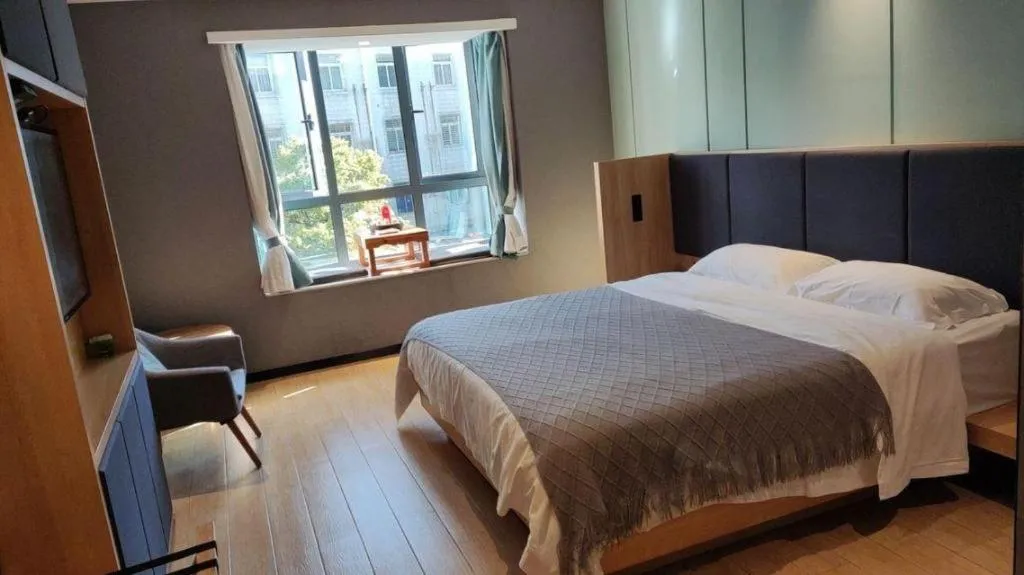 Bed in Immersing Hotels & Resort Yunzhu Meiyuan Wuyishan Impression Dahongpao