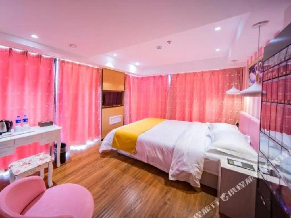 Bed in Echarm Hotel Hefei West Qilitang Metro Station