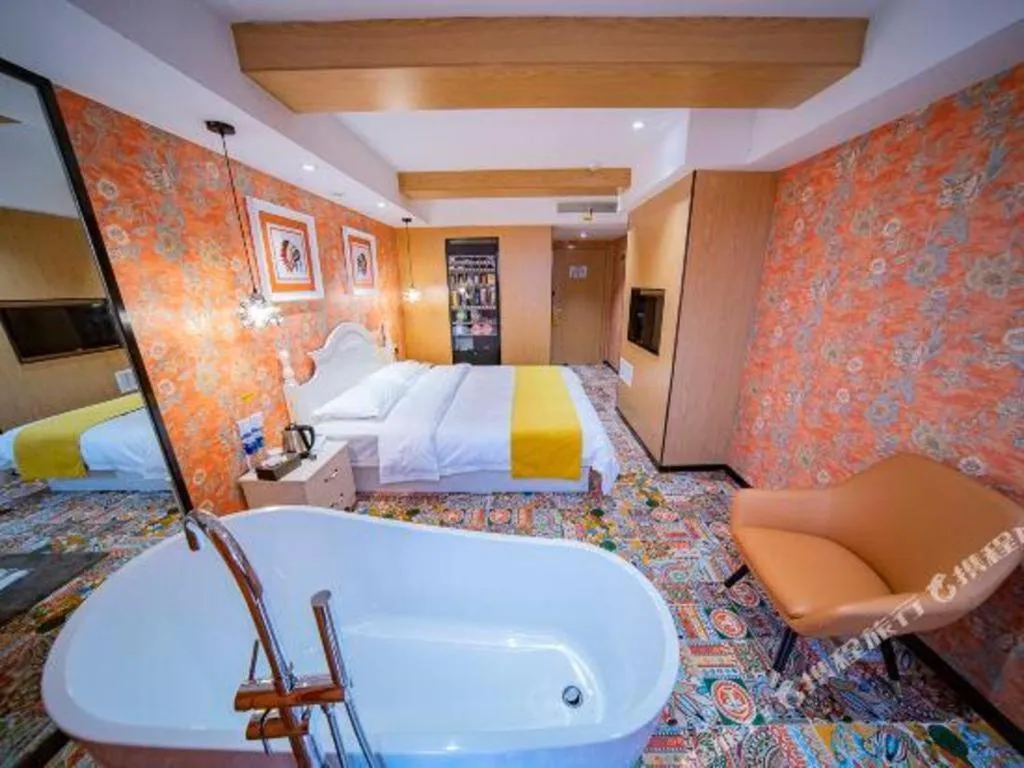 Bed in Echarm Hotel Hefei West Qilitang Metro Station