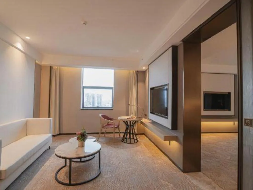 E-Cheng Hotel Yangjiang Baili Plaza