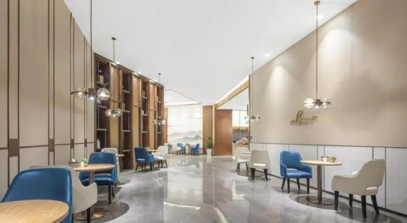 E-Cheng Hotel Yangjiang Baili Plaza