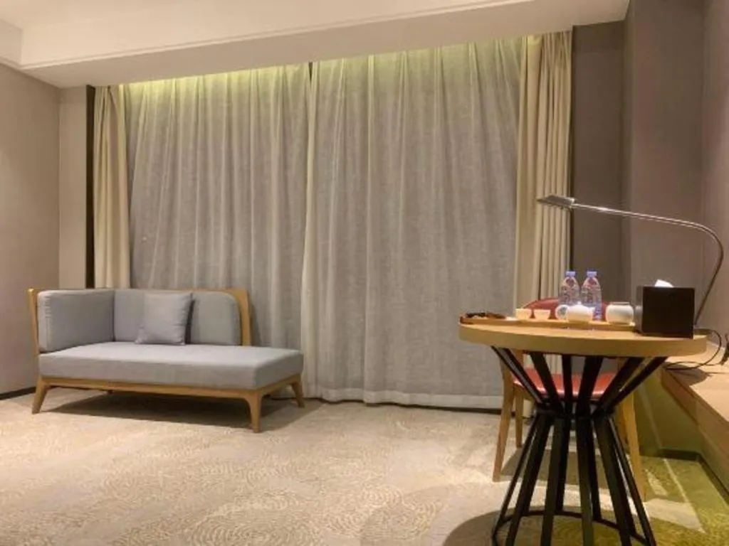 E-Cheng Hotel Yangjiang Baili Plaza