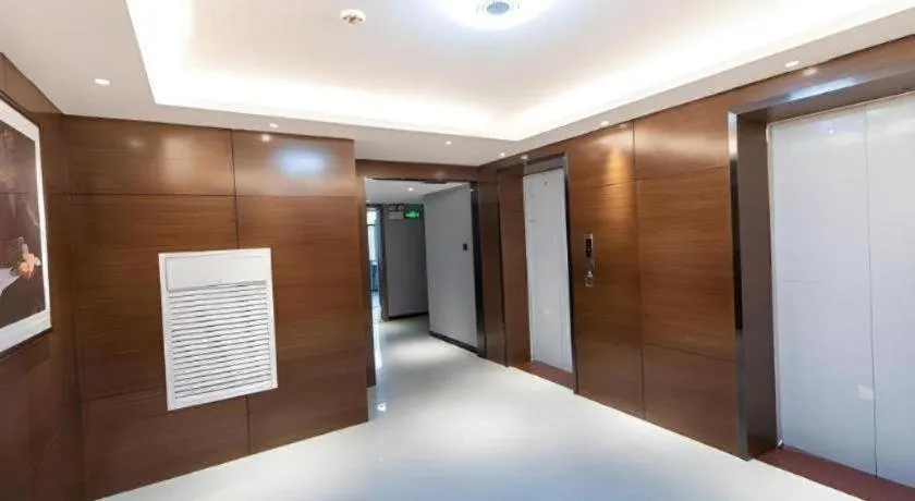 Borrman Hotel Zhongshan Henglan Xiyong