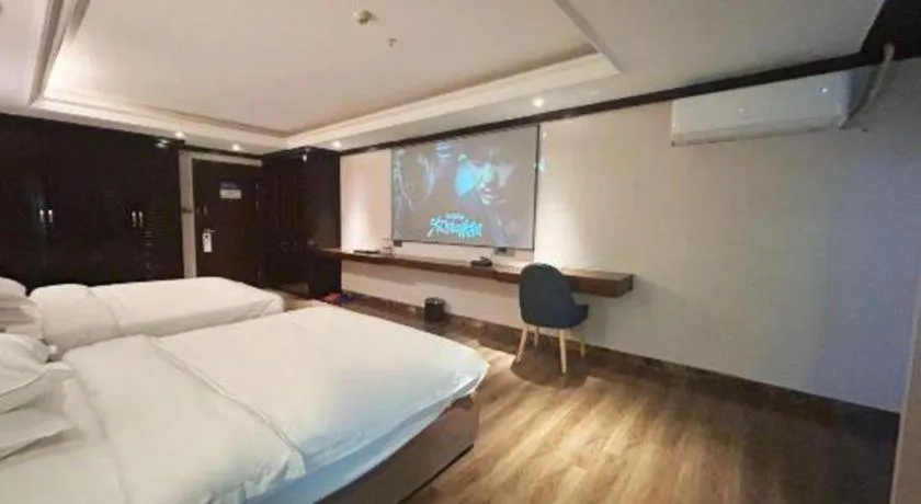 Bed in Borrman Hotel Zhongshan Henglan Xiyong