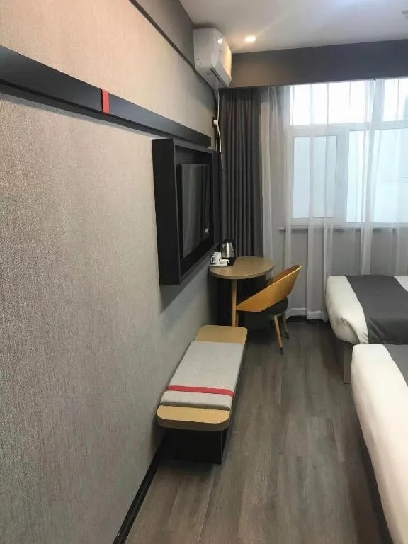 Bed in Thank Inn Hotel Hebei Chengde Fengning Coach Terminal
