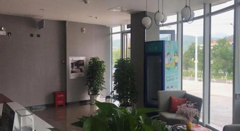 Thank Inn Hotel Hebei Chengde Fengning Coach Terminal