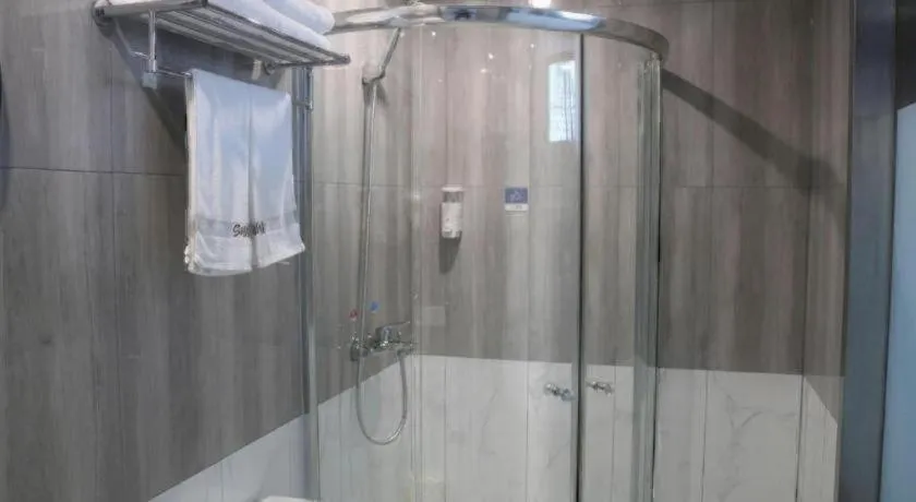 Thank Inn Hotel Anqing Guangcai Big Market Passenger Center