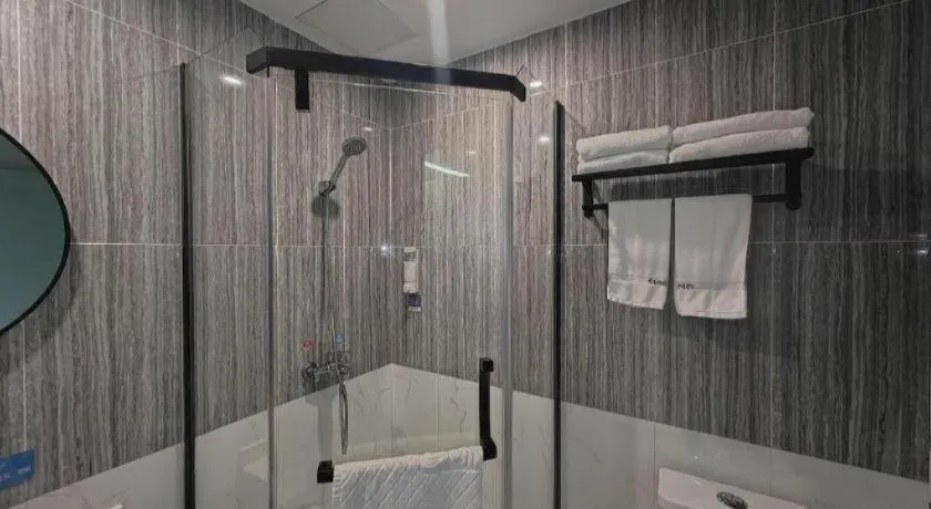 Thank Inn Hotel Anqing Guangcai Big Market Passenger Center