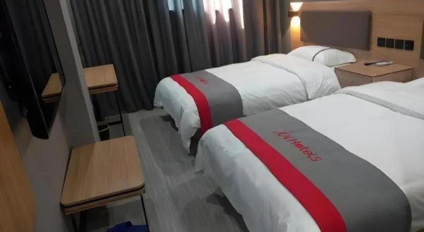 Bed in Jun Hotel Henan Sanmenxia Dennis Plaza