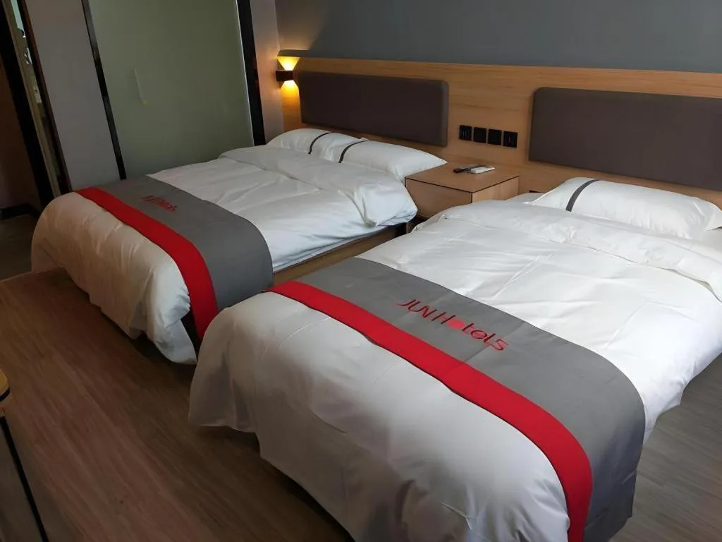 Bed in Jun Hotel Henan Sanmenxia Dennis Plaza