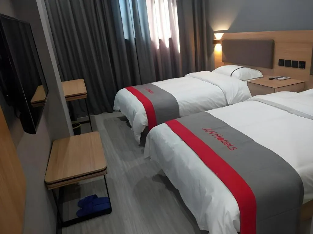 Bed in Jun Hotel Henan Sanmenxia Dennis Plaza