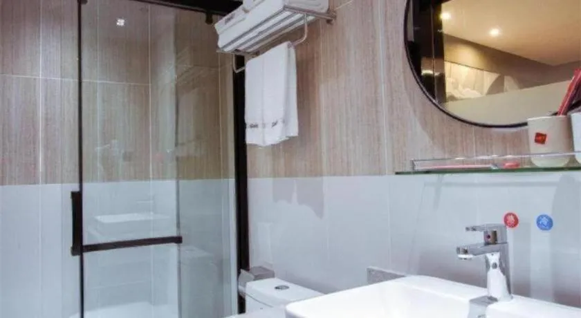 Thank Inn Hotel Guangxi Hechi Yizhou Sankeshu