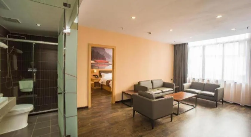 Thank Inn Plus Hotel Guangdong Yunfu Luoding City Municipal