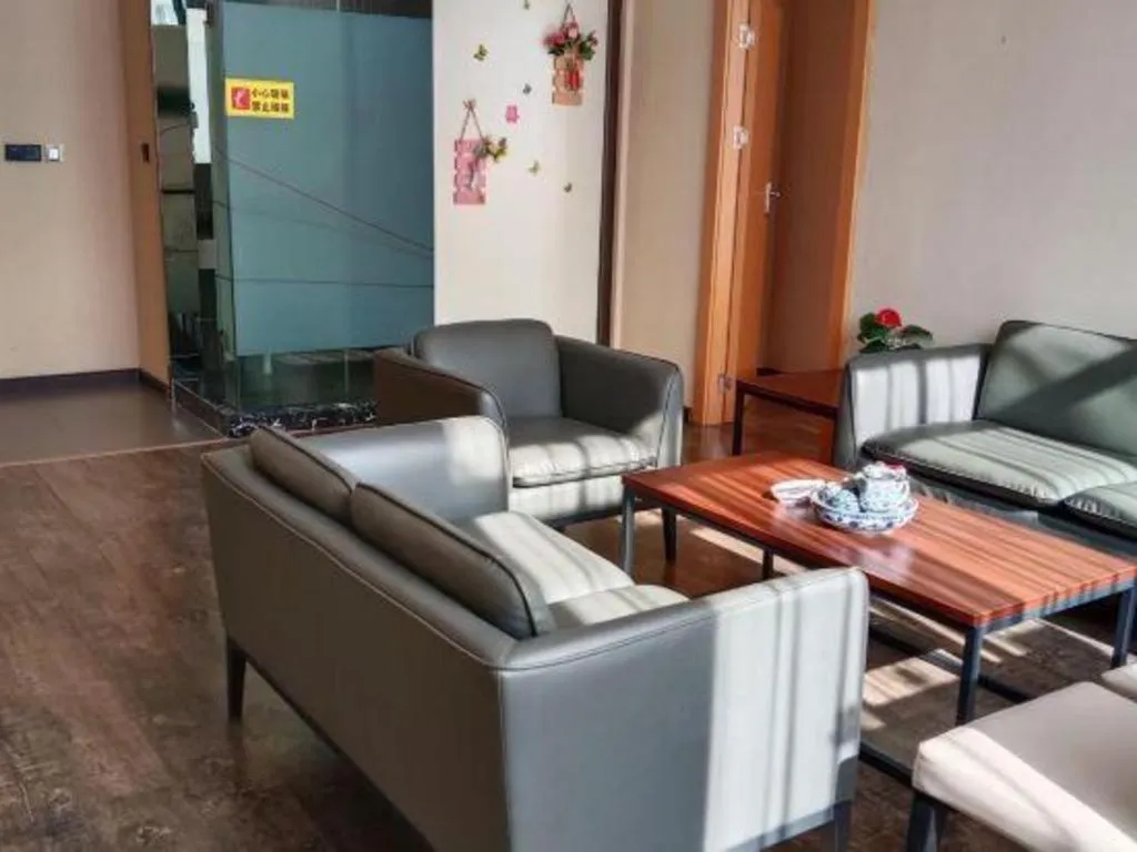 Thank Inn Plus Hotel Guangdong Yunfu Luoding City Municipal