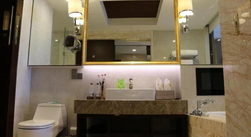 Bairun Zhenjiang International Hotel