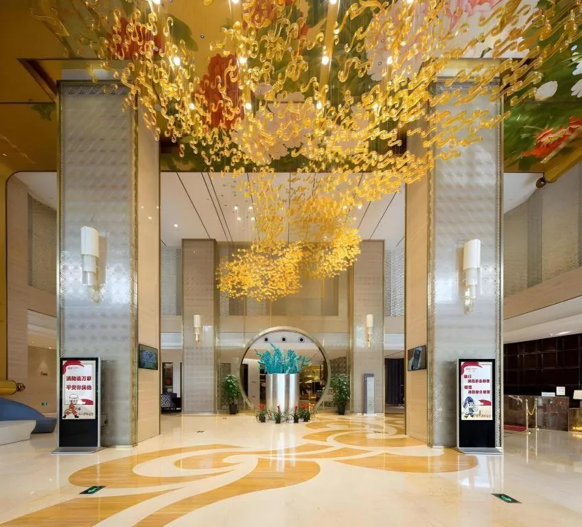 Bairun Zhenjiang International Hotel