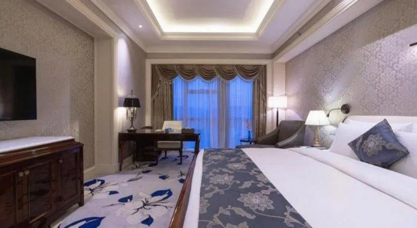 Bed in Haoyikang Hotel
