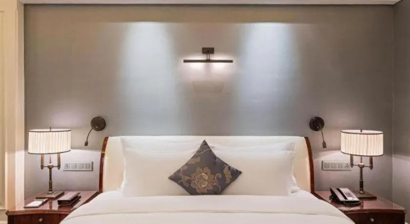 Bed in Haoyikang Hotel