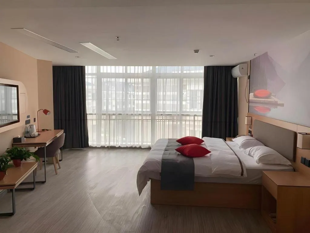 Bed in Thank Inn Hotel Shandong Heze Mudan District Bayi Road Pedestrian Street