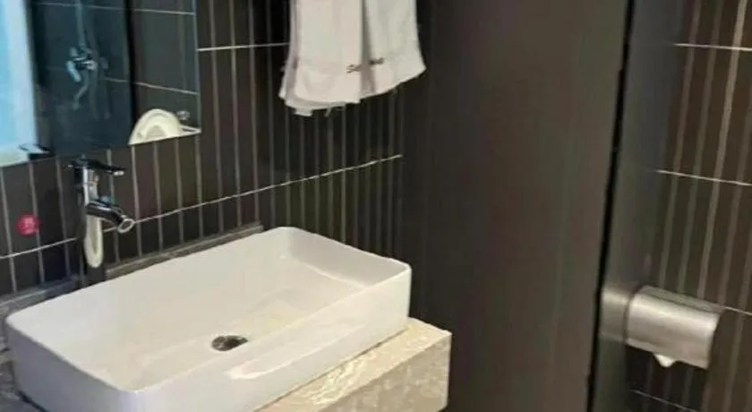 Thank Inn Hotel Shandong Heze Mudan District Bayi Road Pedestrian Street