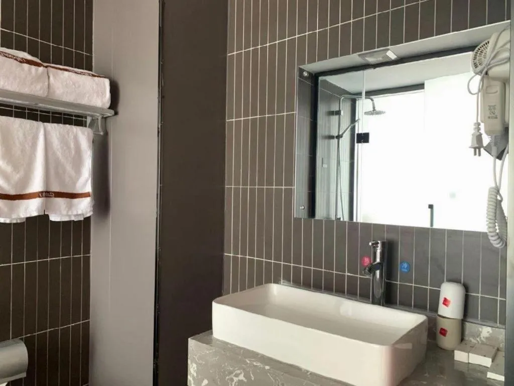 Thank Inn Hotel Shandong Heze Mudan District Bayi Road Pedestrian Street