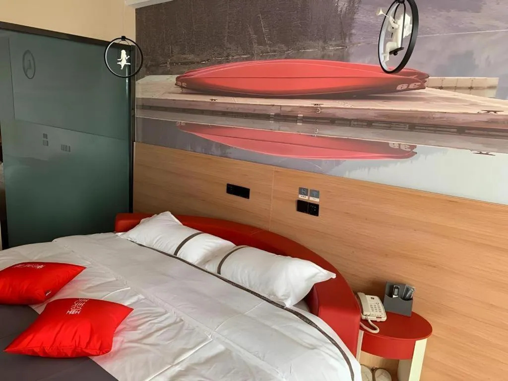 Bed in Thank Inn Hotel Shandong Heze Mudan District Bayi Road Pedestrian Street