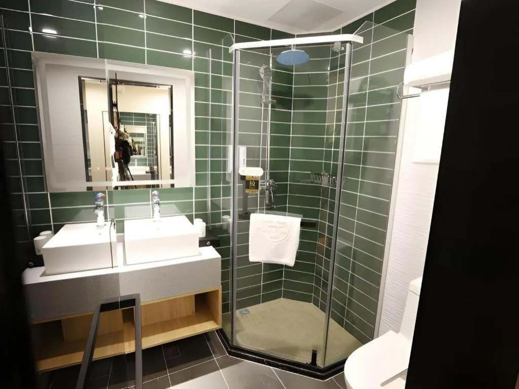 Green Tree Inn Express Beijing Xicheng District Dazhalan