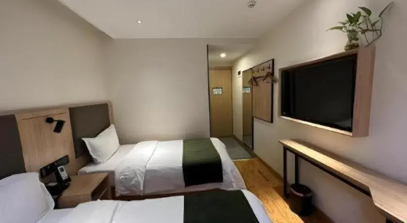 Bed in Green Tree Inn Express Beijing Xicheng District Dazhalan Bed in Green Tree Inn Express Beijing Xicheng District Dazhalan