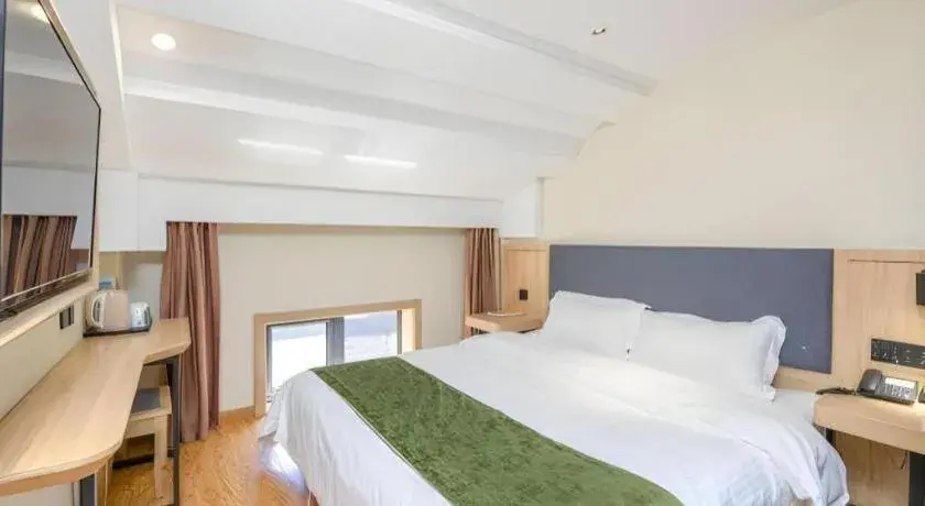 Bed in Green Tree Inn Express Beijing Xicheng District Dazhalan Bed in Green Tree Inn Express Beijing Xicheng District Dazhalan