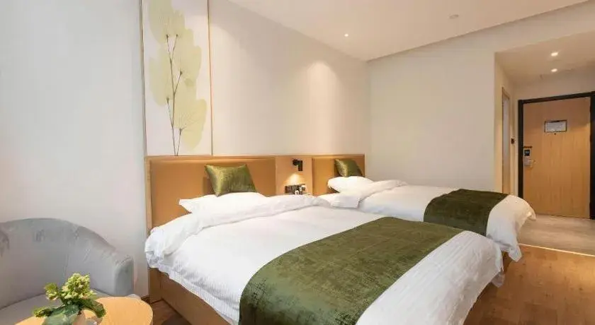 Bed in Green Tree Inn Nanchang Zhongshan Road Bayiguan Bed in Green Tree Inn Nanchang Zhongshan Road Bayiguan
