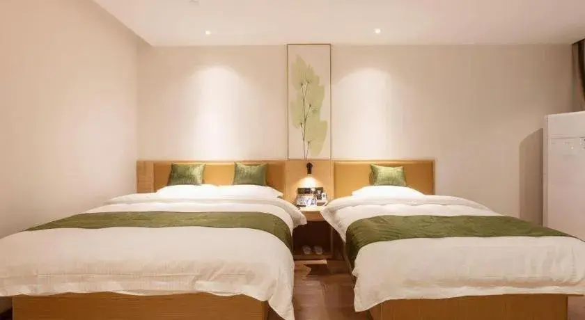 Bed in Green Tree Inn Nanchang Zhongshan Road Bayiguan Bed in Green Tree Inn Nanchang Zhongshan Road Bayiguan