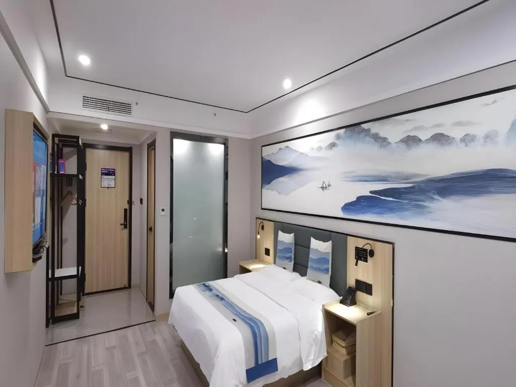 Bed in Green Tree Inn Express Jiangsu Taizhou Xinghua RT-Mart