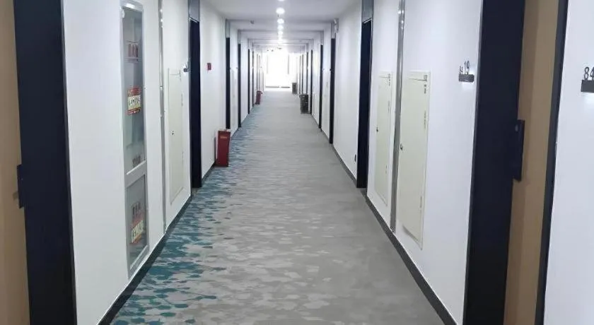 Green Tree Inn Express Weifang Zhucheng Longyuan Shangcheng