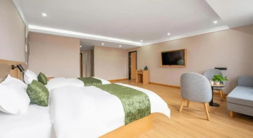 Green Tree Inn Express Weifang Zhucheng Longyuan Shangcheng