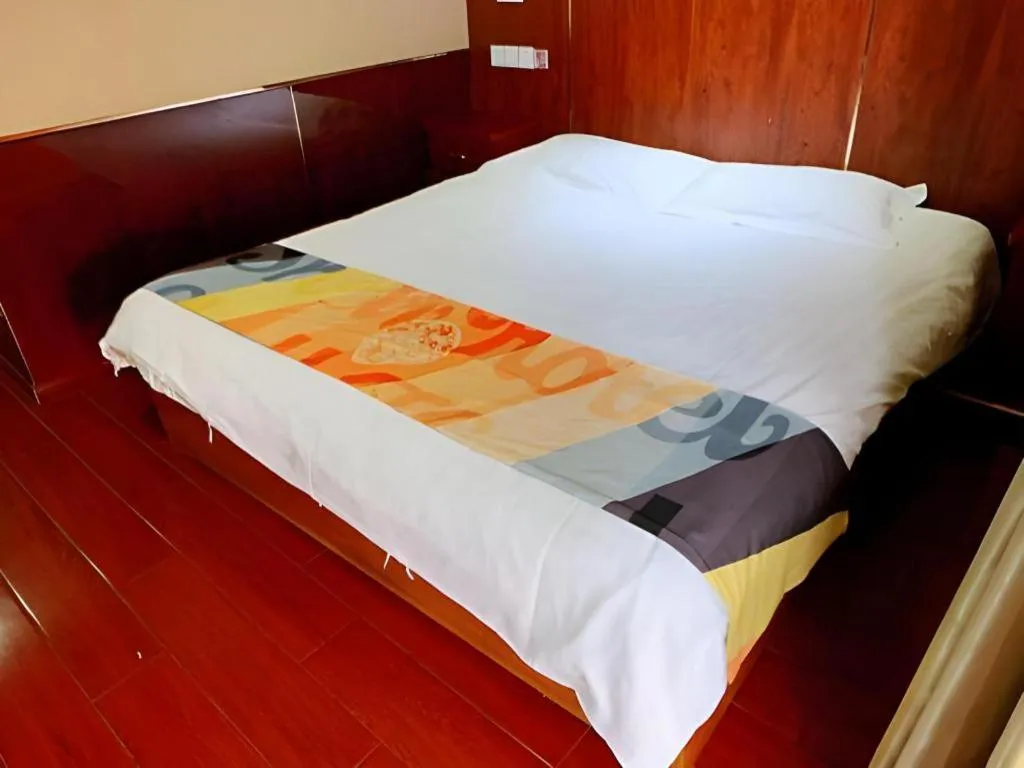 Bed in Shell Hotel Nanjing Mingfa Square Metro Station