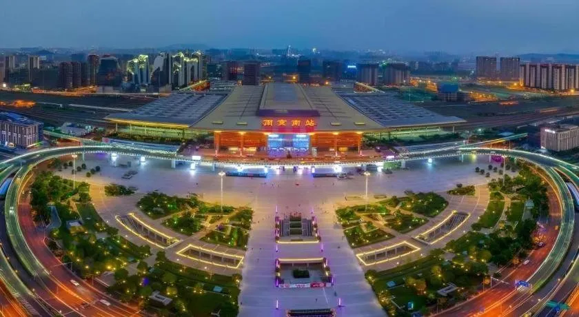 Shell Hotel Nanjing Mingfa Square Metro Station