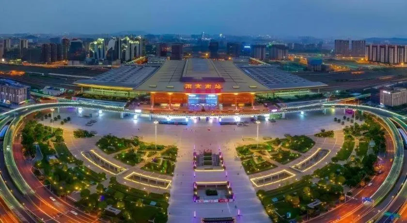 Shell Hotel Nanjing Mingfa Square Metro Station