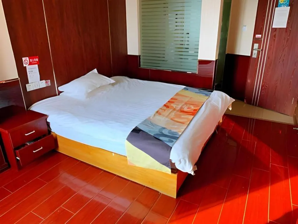 Bed in Shell Hotel Nanjing Mingfa Square Metro Station