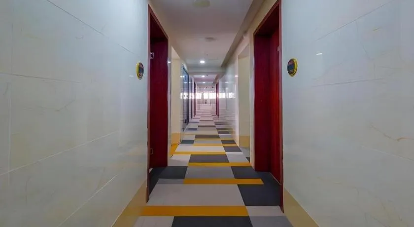 Shell Hotel Nanjing Mingfa Square Metro Station