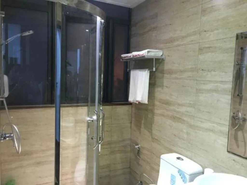 Shell Hotel Shanghai Minhang District Wenjing Road Metro Station