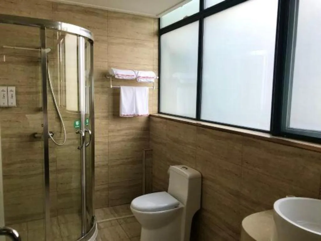 Shell Hotel Shanghai Minhang District Wenjing Road Metro Station