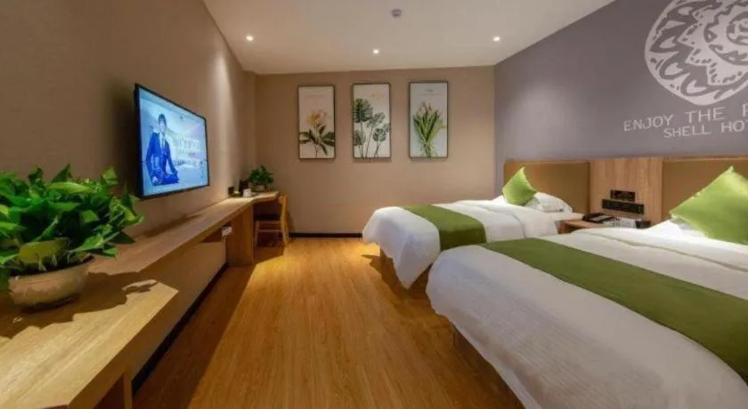 Bed in Shell Hotel Anhui Huaibei Suixi County Economic Development Zone