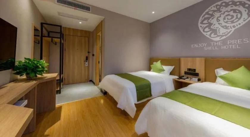 Bed in Shell Hotel Anhui Huaibei Suixi County Economic Development Zone