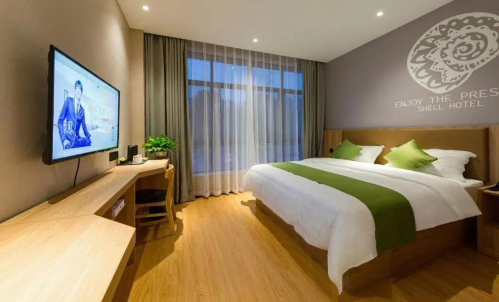 Bed in Shell Hotel Anhui Huaibei Suixi County Economic Development Zone